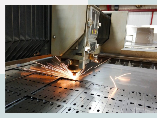 Лазерная резка металла в Сафонове от 615 руб.
